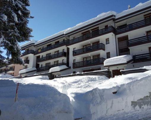 La Finestra Sul Brenta Con Posto Auto Privato Al Centro Di Mad Di Campiglio Cipat O22233-At-O13262 Apartment Folgarida Exterior photo
